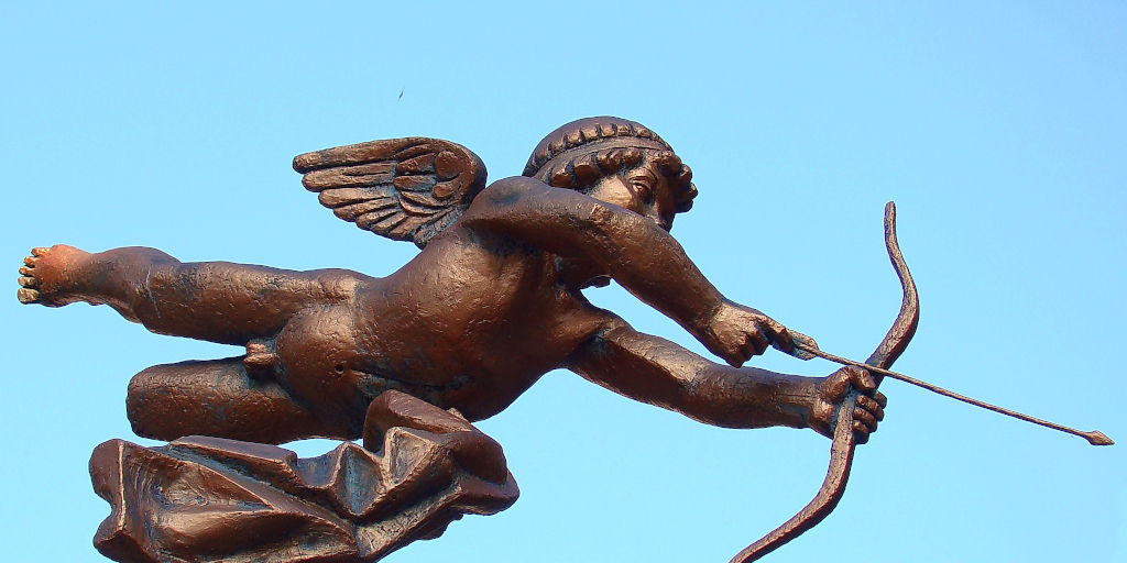 Love Missiles. Volodymyr Tokar on Unsplash_edit